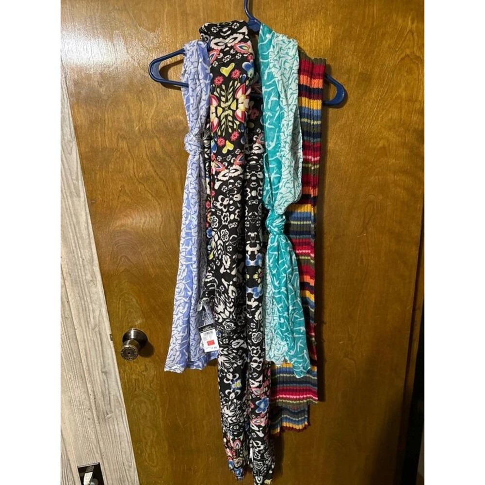 4 scarves